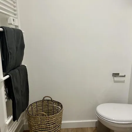 Sublime 2 Pièces Au Cœur De La Vieille Appartement *