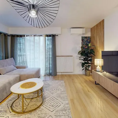 Cosy 2 Bedroom Near Port Nice