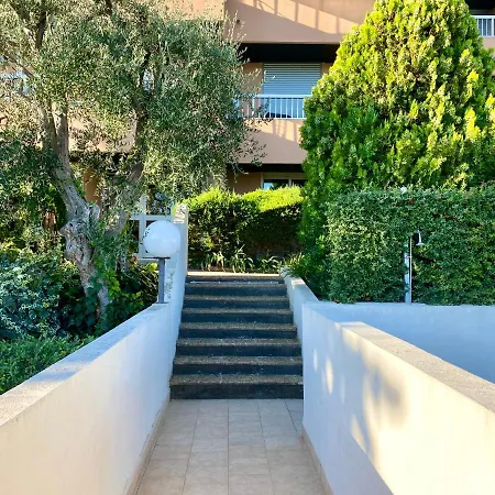Appartement Cosy 2 Pieces, Jardin Privatif Et Piscine Fabron