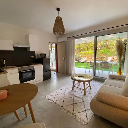 Cosy 2 Pieces, Jardin Privatif Et Piscine Fabron Appartement *