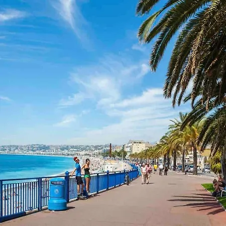 Appartement Atypique Et Merveilleuse Petite Maison En Plein Cœur De Nice, à Proximité De La Et Des Plages *