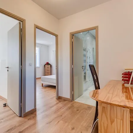 Holiday home Havre De Paix - Jardin, Parking, Ac, Wifi, 6 Pers *