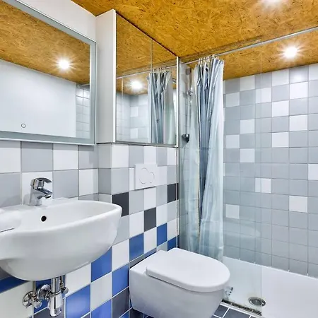 Apartment Studio Avec Mezzanine Au Coeur De La Vieille *