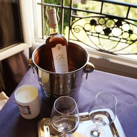 Appartement Charming Overlooking A Beautiful Garden