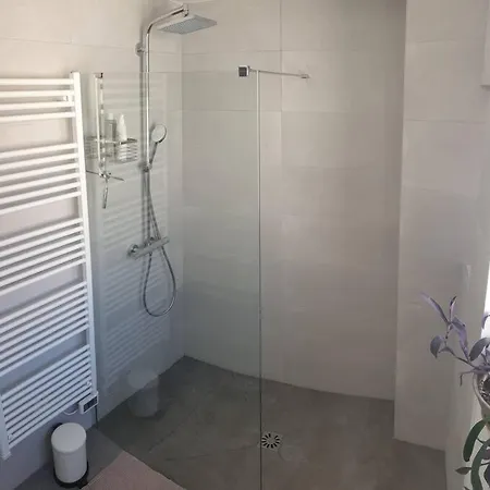 Apartment Duplex Familial 10 Minutes A Pied De La *
