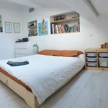 Apartment Duplex Familial 10 Minutes A Pied De La *