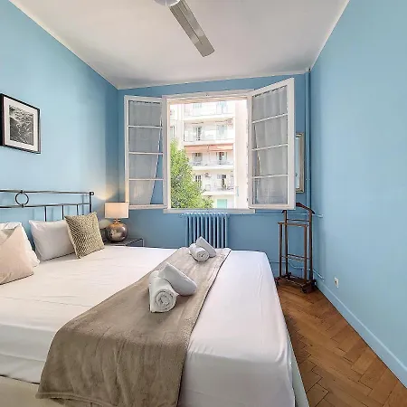 Nestor&jeeves - Pantai - Cozy With Balcony Apartment Nice