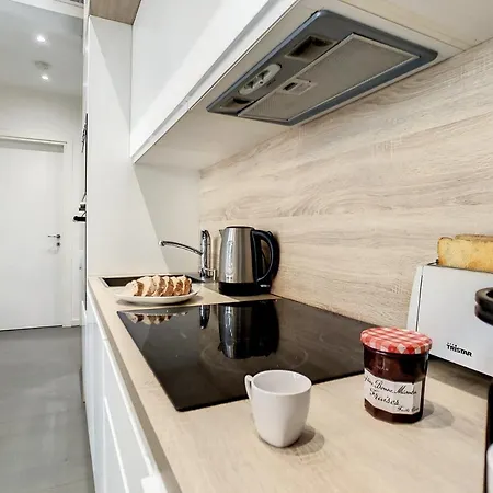 Nestor&jeeves - Sweet - Location Apartment