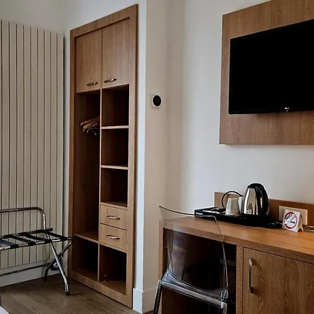 Hotel Carlton 3*