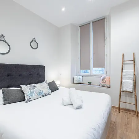 Charming 1 Bdr Old Town Appartement