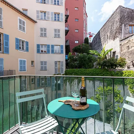 Appartement 2 Bdrs & Parking In The Old Town !