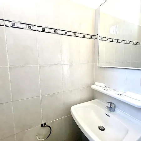 Appartement Riviera Grimaldi Promenade Des Anglais Balcon Victor Hugo 2 *