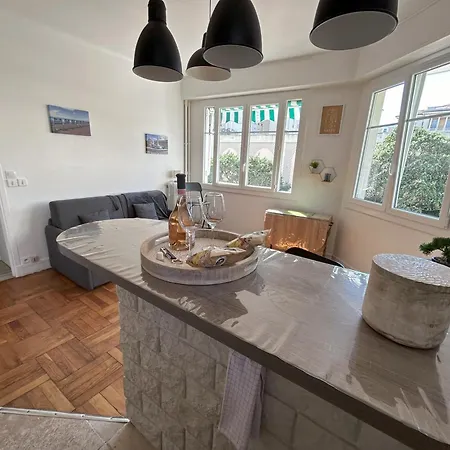Le 29 Promenade Des - Golden Square Appartement