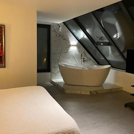 Location - 5* St Pancrace *