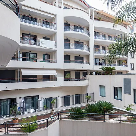 Appartement 1 Bedroom Downtown Carré D'or With Garage Nice