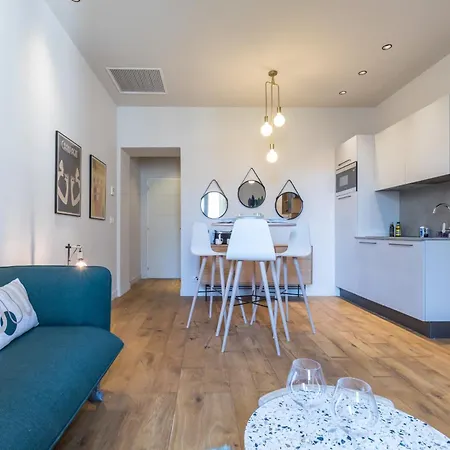 Refined & Cozy 1 Bedroom Downtown Appartement *