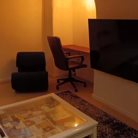 Appartement Charming And Modern Cave In The Heart Of The Port