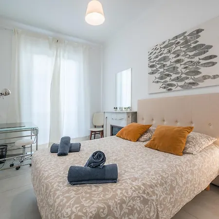 Stunning Flat By The Beach, Carre D'or-negresco Apartment