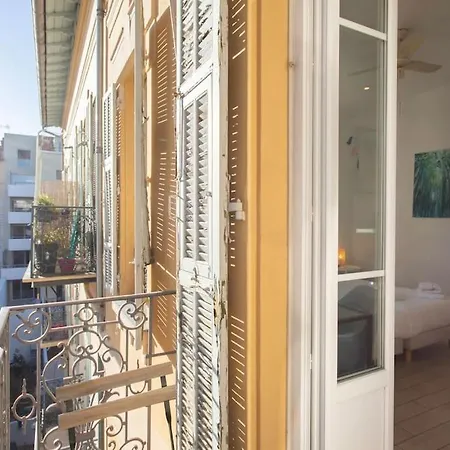 #21 Staywiz Us -2 Bdr Balconies 10 Mins Walk To Sea 5mins To Tram * Nice