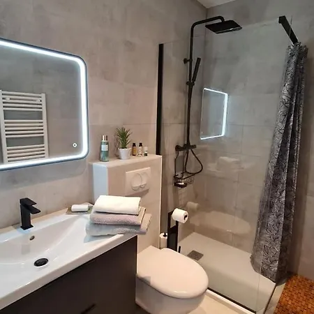 Apartment Jean Jaures - Vieux Superbe T2 Ensoleille Avec Grand Balcon