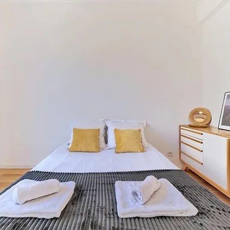 Centre Ville-grand De 50 M2 - Cosy Avec Terrasse -wifi *