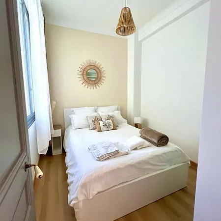- T3 Rénové De 50 M2 Classé 2 étoiles Nice