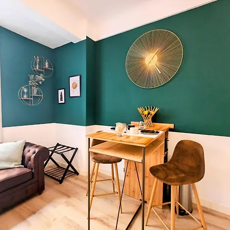 Superb Suite, Apartment *
