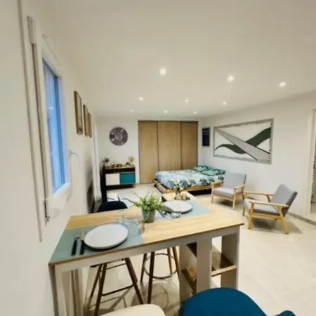 Joli Dans Nicoise Sur Les Collines Appartement Nice