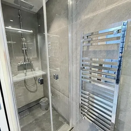 Apartment Front, Superbe Pour 4 Personnes Nice