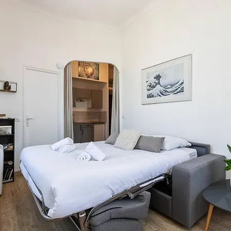 Vieux-nice Avec Soleil Et Vue Exceptionnelle ! Apartment