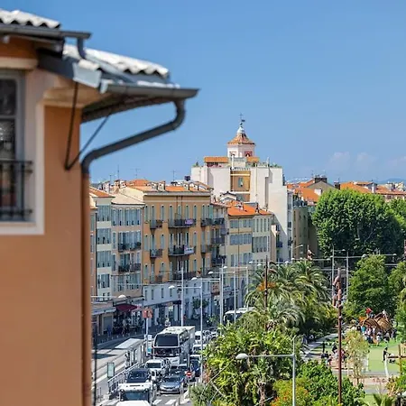 Vieux-nice Avec Soleil Et Vue Exceptionnelle ! Apartment Nice