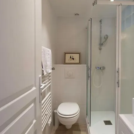 #21 Staywiz Us -2 Bdr Balconies 10 Mins Walk To Sea 5mins To Tram * Nice