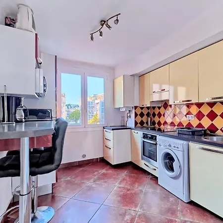 Superbe Grand 3 Pieces De 65 M2 -cosy -3 Mn Gare Riquier Appartement *
