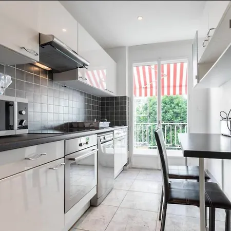 Bel 2 Proche Et Centre Apartment