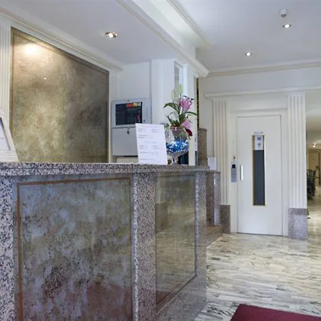 Hotel 64 4*