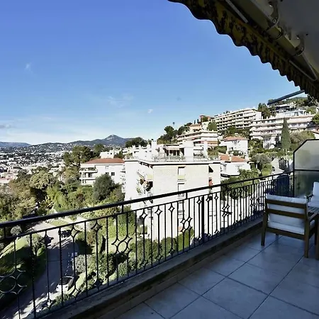 Signature Mont Alban Apartment