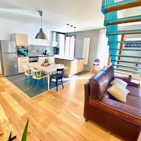 Riviera - Duplex Du Vieux Port - 4 Pieces A C - Old Port Cote D'azur Appartement 3*