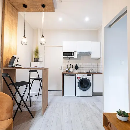 Appartement Le Petit Jean- Pres Gare Et Tram - Supermarchés - Wifi - *