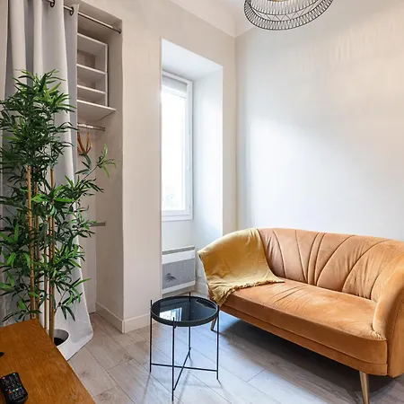 Le Petit Jean- Pres Gare Et Tram - Supermarchés - Wifi - Appartement