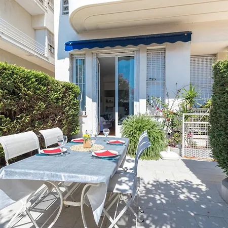 Promenade Des 2 Bdr Large Terrace Appartement *