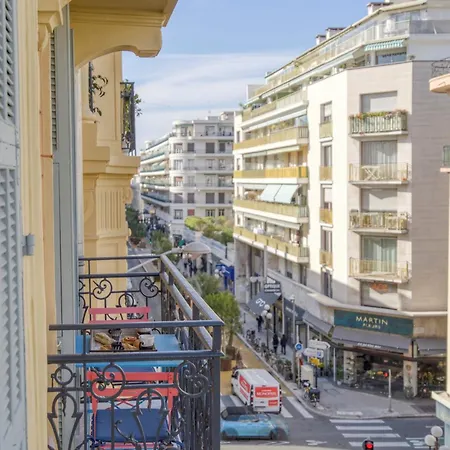 Appartement Sublime, Modern, Balconies, A/c, Refurbished *