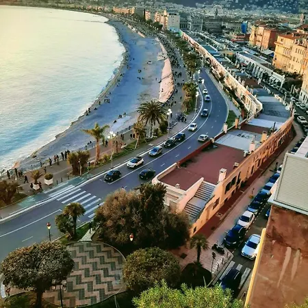 Heart Of Vieux & Saleya Apartment