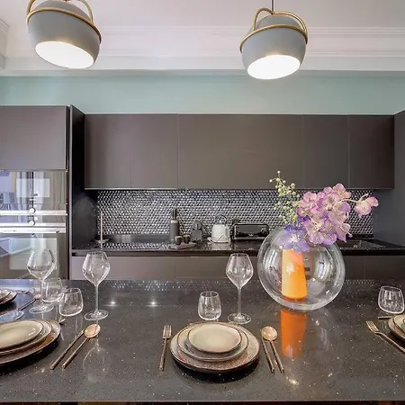 Luxury In Center Of Appartement Nice