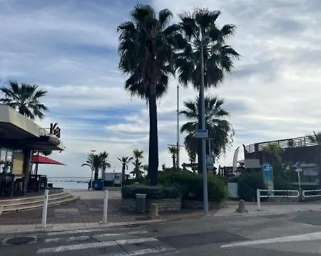 Seaside Pool And Tennis Nice