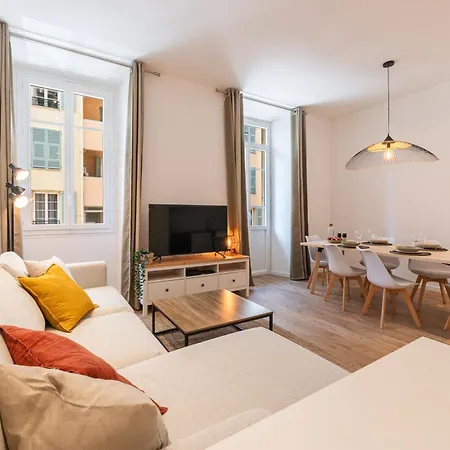 Appartement Magnifique 2p Avec Vue Sur Le Port De *