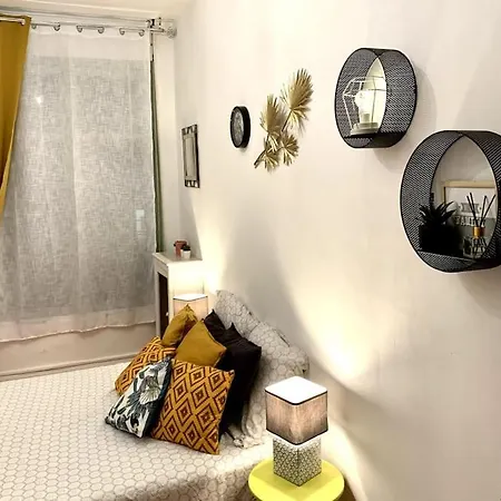 Appartement Magenta - T2 Au Cœur Du Carré D'or De
