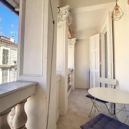 Appartement Nestor&jeeves - Madagascar - 3 Chambres, Centre-ville Nice