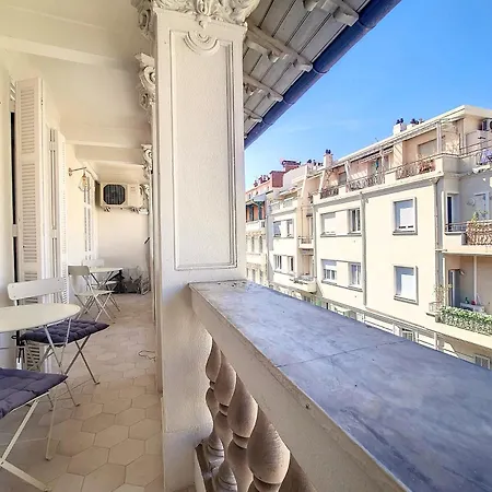 Nestor&jeeves - Madagascar - 3 Chambres, Centre-ville Appartement