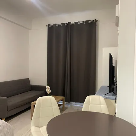 Appartement Studio, Centre Ville, Bord De Mer, *
