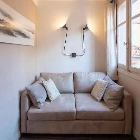 Apartment #39 Staywiz Us - Old Town 3 Bdr Ac Balcony 5mins Walk To Sea